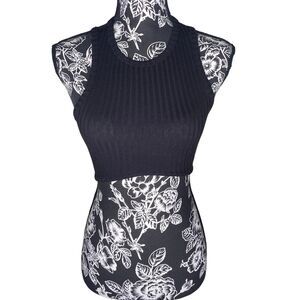 Princess Polly Black Ribbed Crop Tank Top Fitted Sleeveless Y2K XS Beach Summer